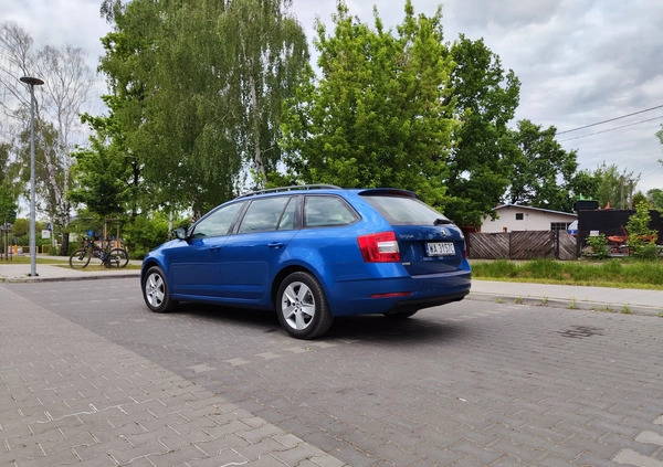 Skoda Octavia cena 49800 przebieg: 135101, rok produkcji 2018 z Marki małe 92